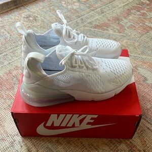 Nike Airmax 270 kids size 4.5 Y. New in box. Worn  in house to try on.
